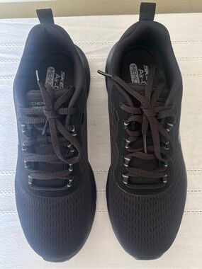 Skechers Flex Appeal 5.0 Black Sneakers Vegan Memory Foam Women’s Size 8 EUC